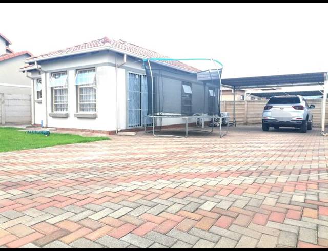 3 BEDROOM HOUSE FOR SALE IN ANDEON